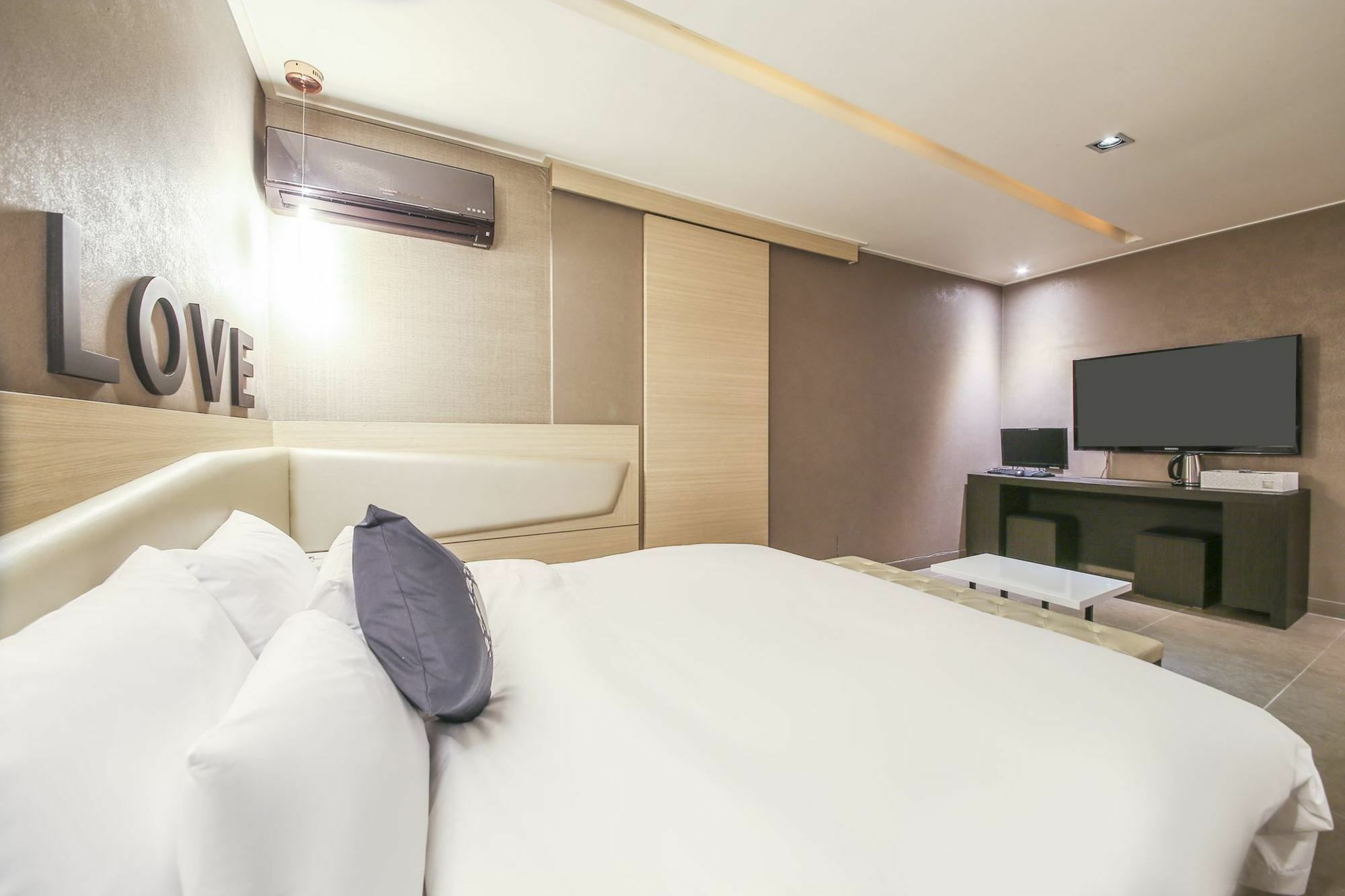Hotel Cullinan Seocho Сеул Экстерьер фото